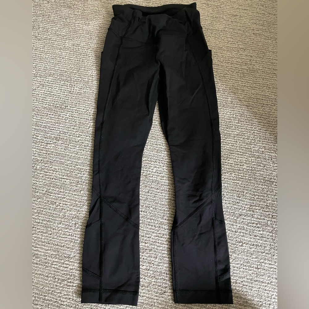 Lululemon LOT black Barry’s logo leggings